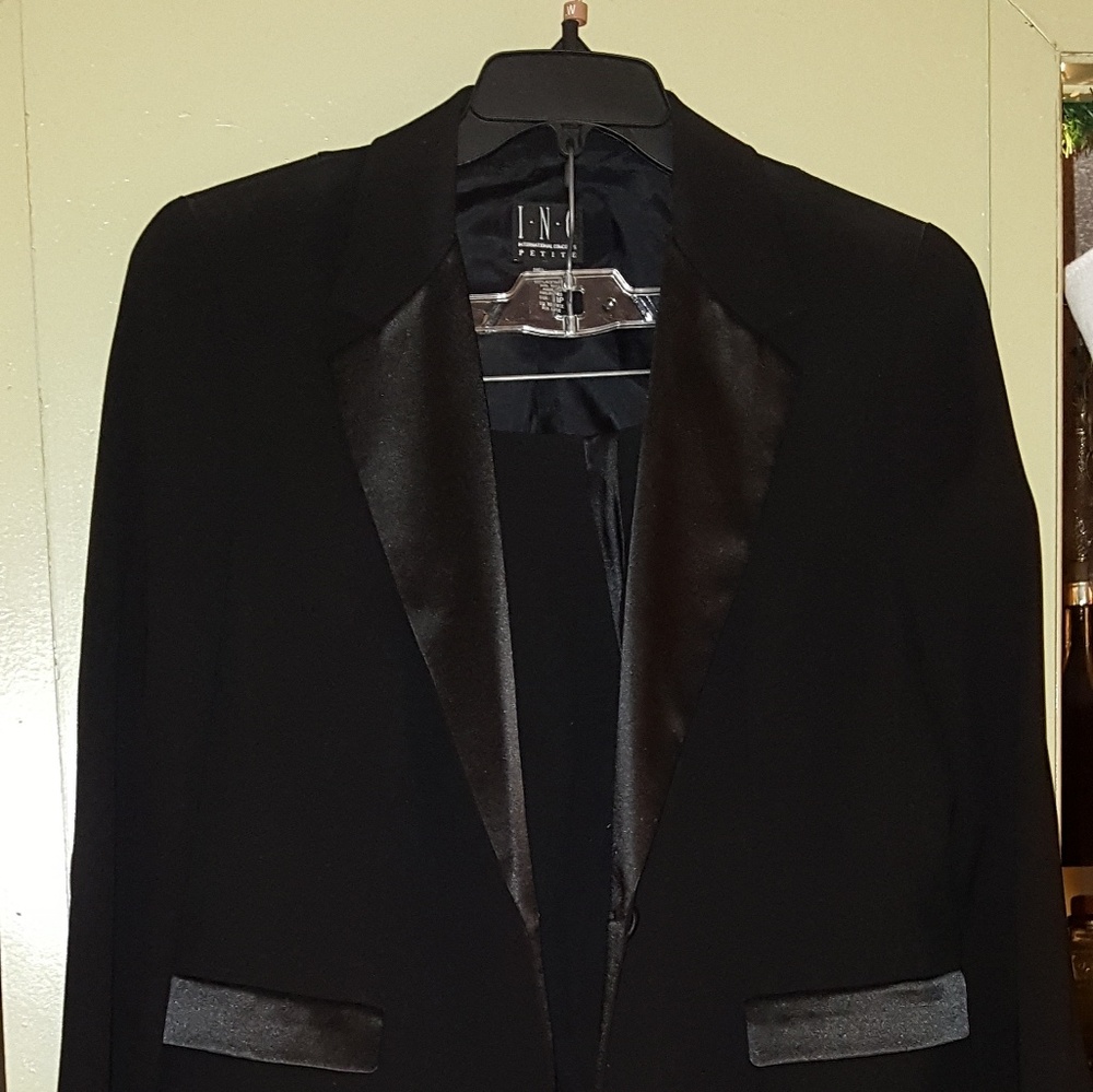 Pant suit